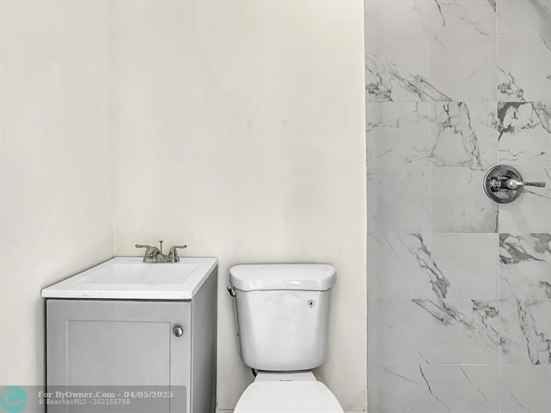 1429 NW 38th St, Miami, Florida image 22