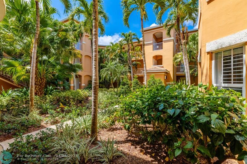 5020 Fairways Cir #J107, Vero Beach, Florida image 25