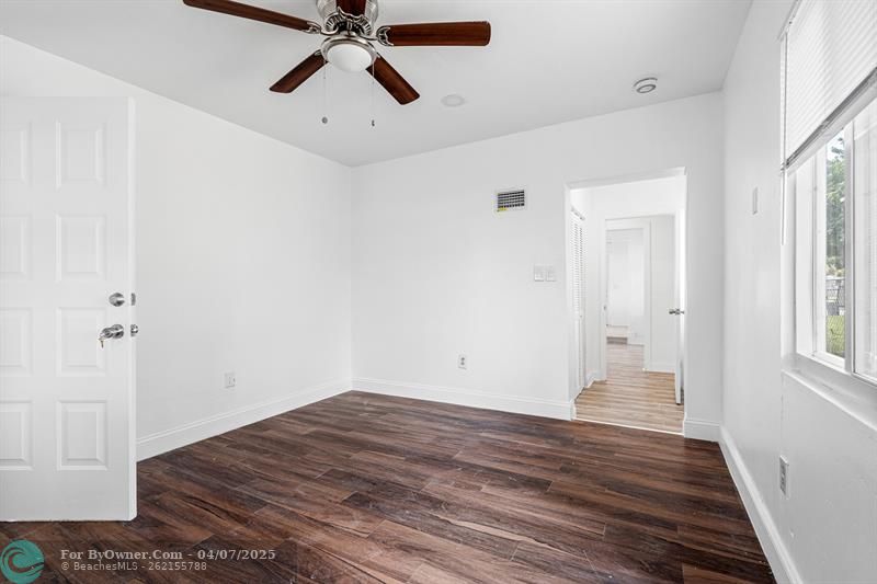 2231 Freedom St, Hollywood, Florida image 25
