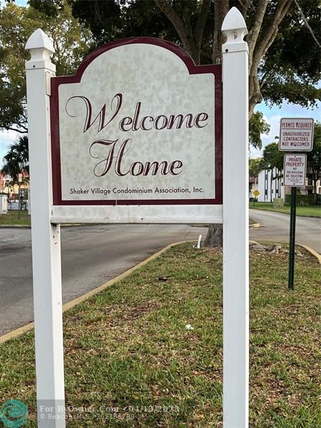 16 Spinning Wheel Ln #16, Tamarac, Florida image 1