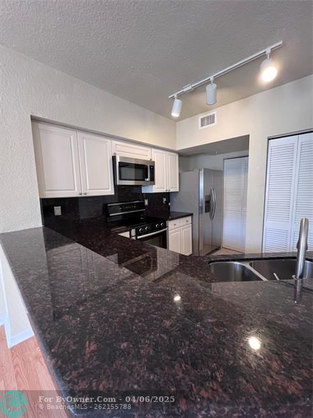 6722 W Sample Rd #6722, Pompano Beach, Florida image 18