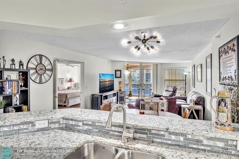 7767 Granville Dr #310, Fort Lauderdale, Florida image 11