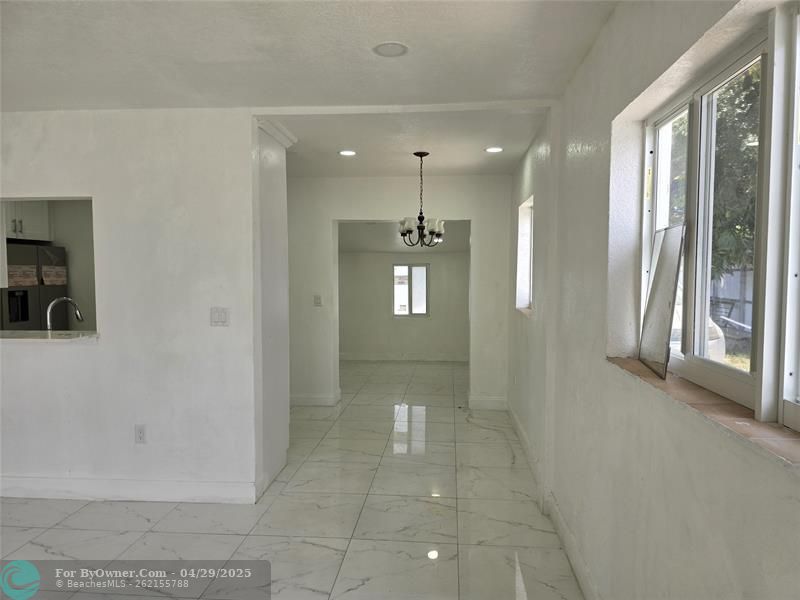 1220 NE 206th St, Miami, Florida image 10