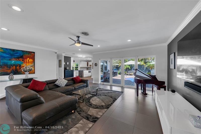 1833 NE 46th St, Fort Lauderdale, Florida image 4