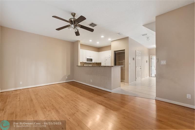 3134 Coral Ridge Dr #3136, Coral Springs, Florida image 8