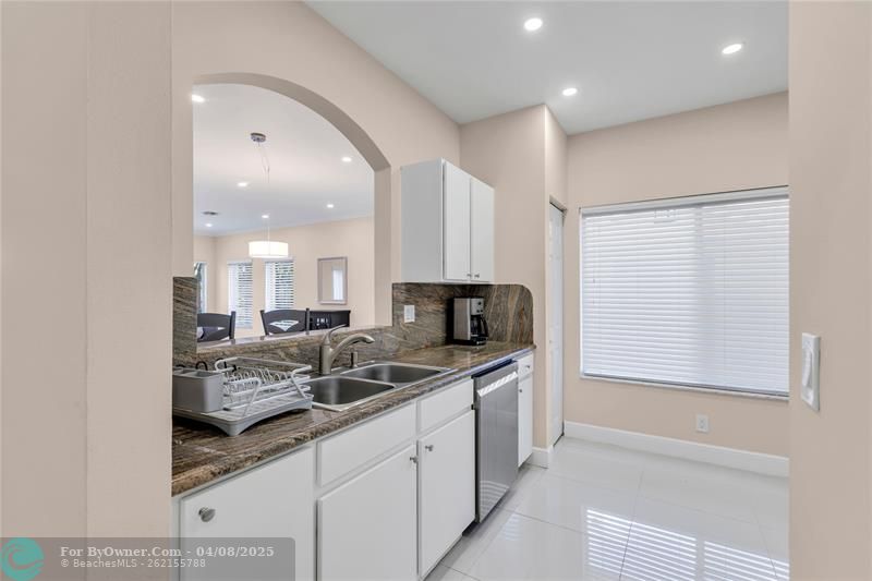 1245 SW 48th Ter, Deerfield Beach, Florida image 6