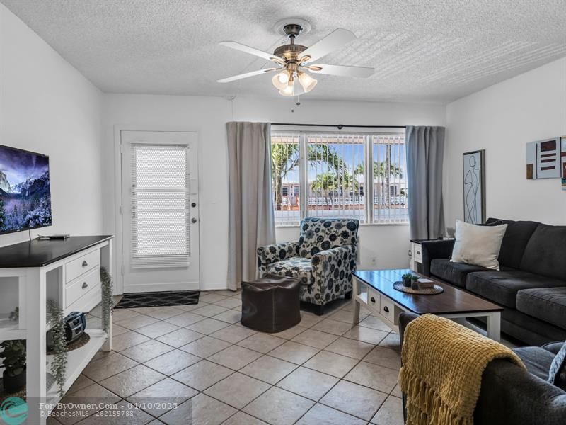 901 SW 11th Ave #14H, Hallandale Beach, Florida image 7