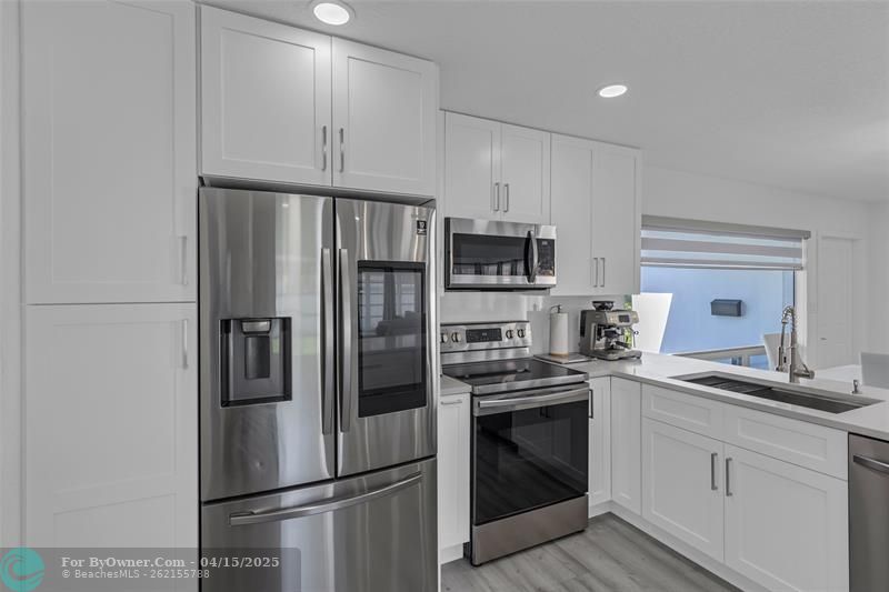 1556 SE 7th St, Deerfield Beach, Florida image 27