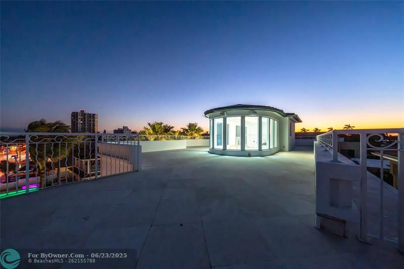 1525 N Fort Lauderdale Beach Blvd, Fort Lauderdale, Florida image 35