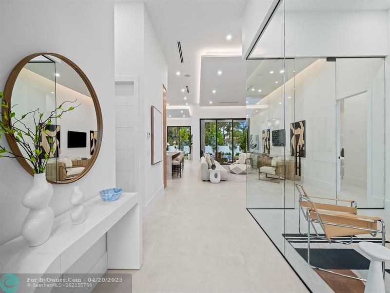 208 NE 23rd Street, Wilton Manors, Florida image 21