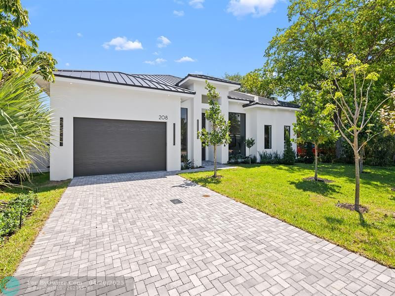 208 NE 23rd Street, Wilton Manors, Florida image 5