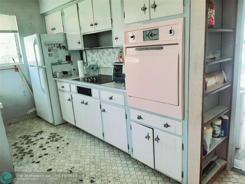 300 NE 22nd St, Wilton Manors, Florida image 17