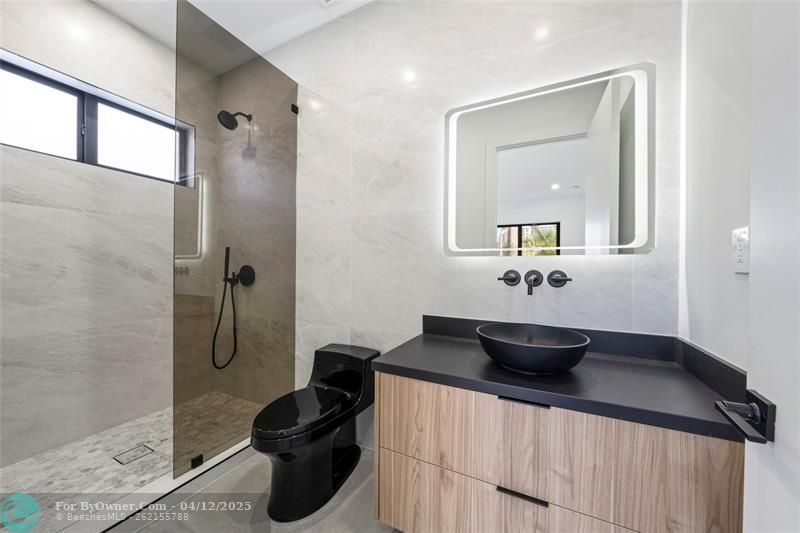 3320 NE 17th St, Fort Lauderdale, Florida image 34