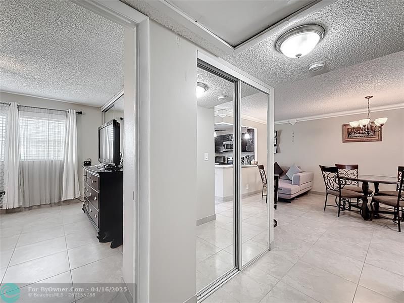 4700 NW 35th St #413, Lauderdale Lakes, Florida image 16