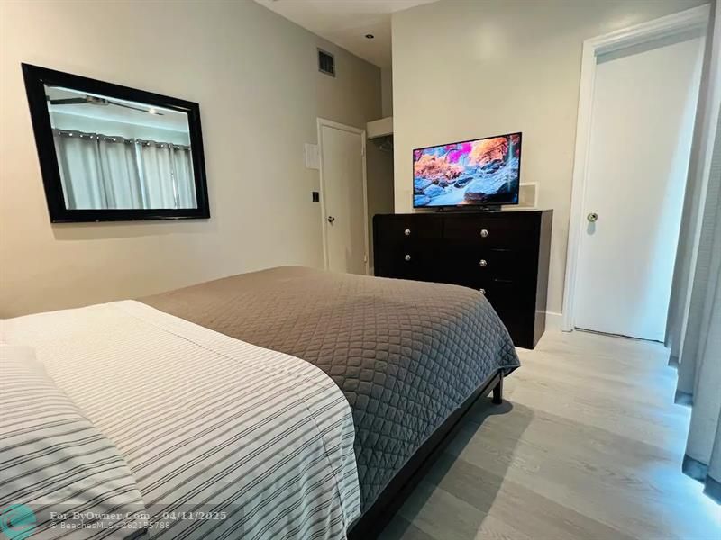 413 SW 25th Ter, Fort Lauderdale, Florida image 29