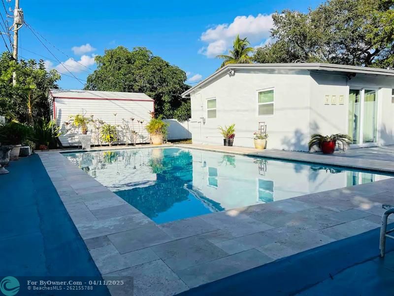 413 SW 25th Ter, Fort Lauderdale, Florida image 9