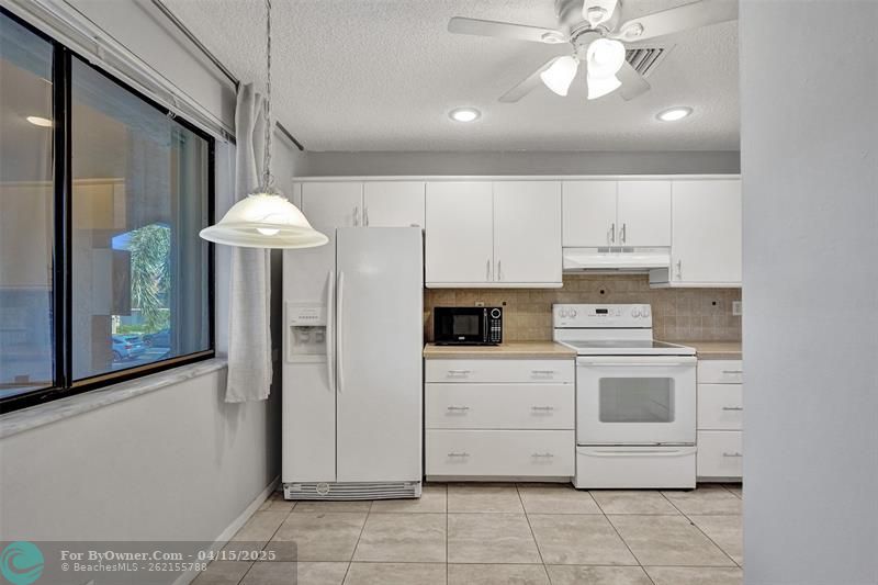 180 SE 7th St #208, Deerfield Beach, Florida image 11
