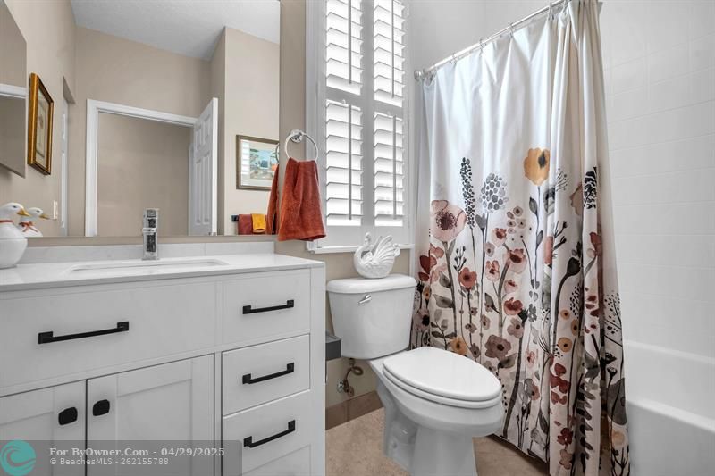 6585 Murano Way, Lake Worth, Florida image 36