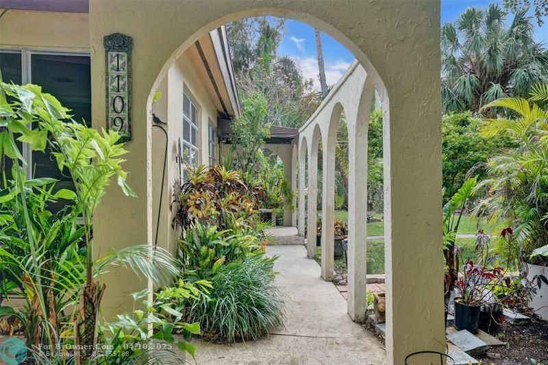 1109 NE 16th Pl, Fort Lauderdale, Florida image 5