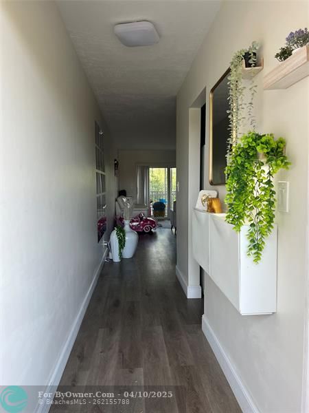 1061 NW 45th St #8, Deerfield Beach, Florida image 5