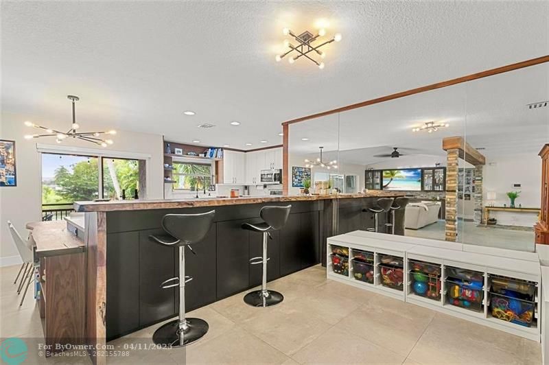 2884 SW 13th Dr, Deerfield Beach, Florida image 13