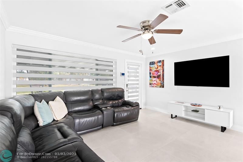2817 NW 9th Ter, Wilton Manors, Florida image 15