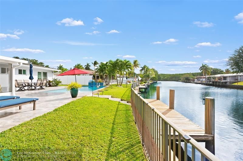 2817 NW 9th Ter, Wilton Manors, Florida image 7