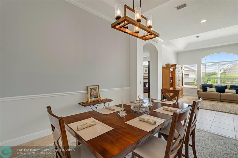 7655 S Village Square, Vero Beach, Florida image 11