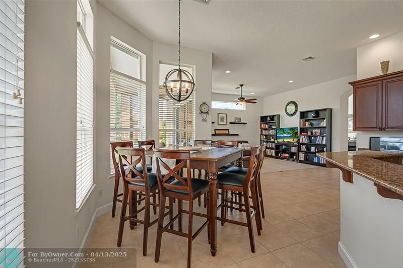 7655 S Village Square, Vero Beach, Florida image 18