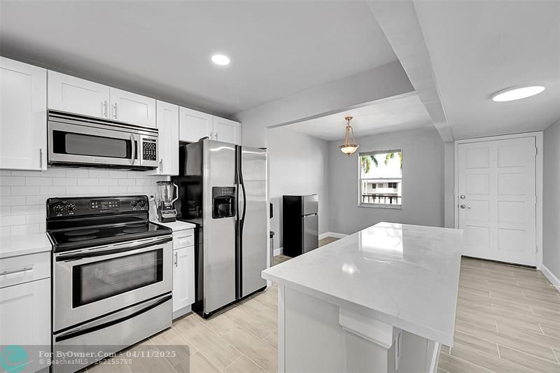 777 S Federal Hwy #E301, Pompano Beach, Florida image 3