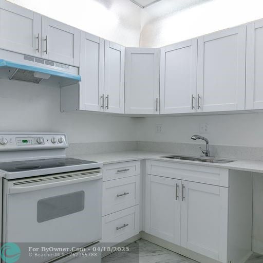 2060 NW 48th Terrace #310, Lauderhill, Florida image 14