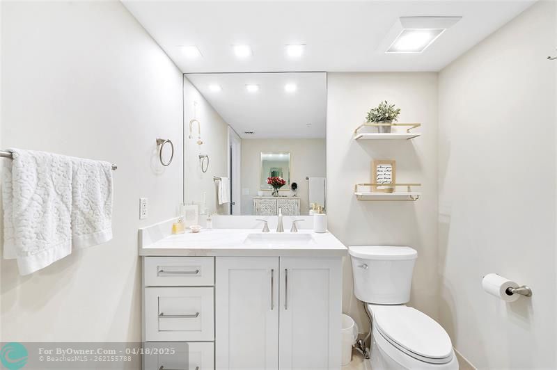 99 SE Mizner Blvd #303, Boca Raton, Florida image 21