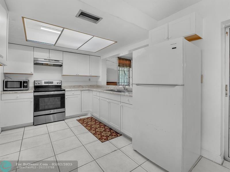 4270 NW 49th Ave, Lauderdale Lakes, Florida image 8