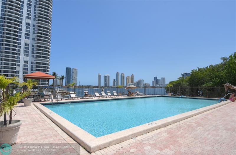 3350 NE 192nd St #B2B, Miami, Florida image 34