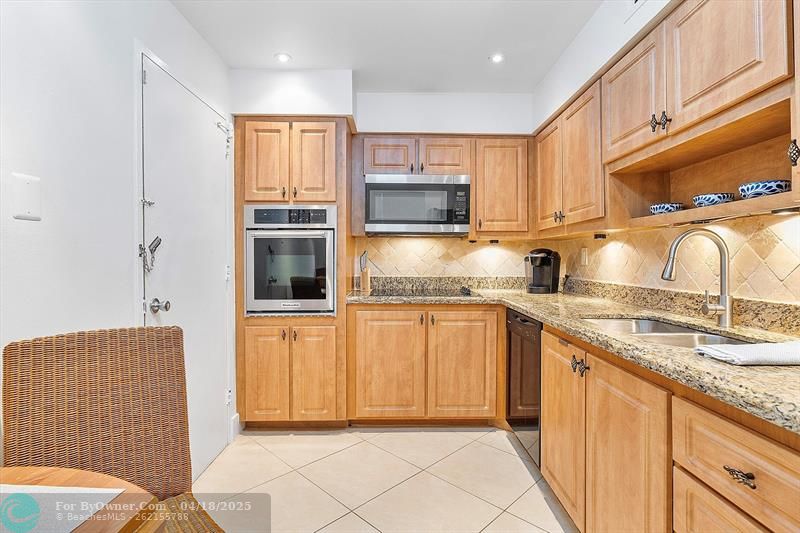 4250 Galt Ocean Drive #10J, Fort Lauderdale, Florida image 4