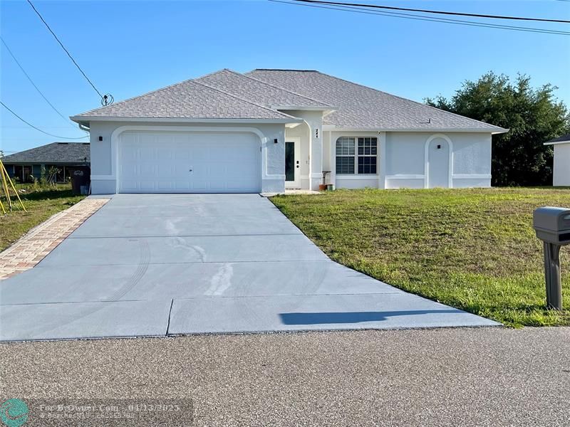 846 SW 15th St, Cape Coral, Florida image 2