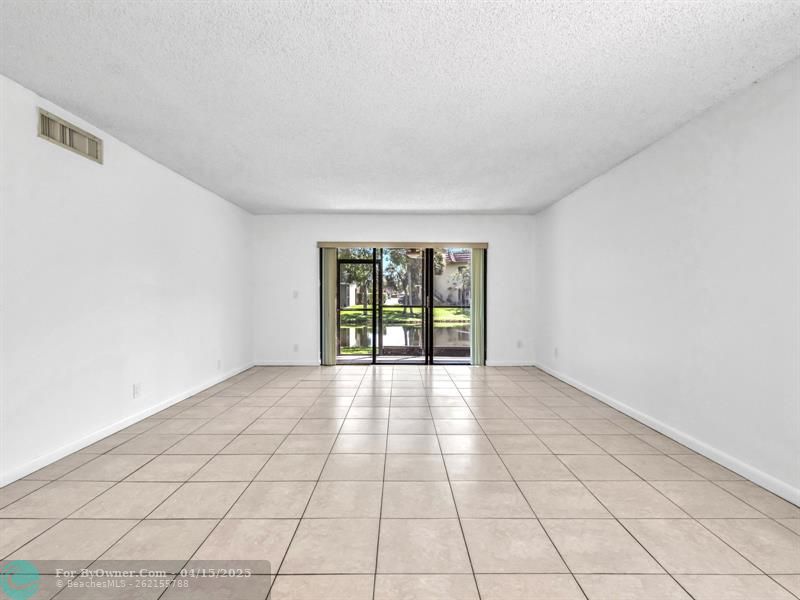 235 Lakeview Dr #104, Weston, Florida image 15