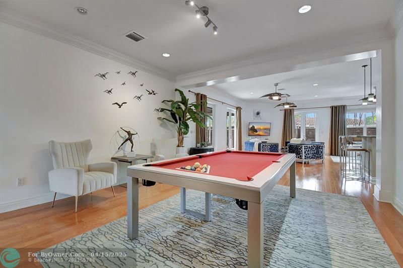 2313 NE 17th Ave, Wilton Manors, Florida image 7