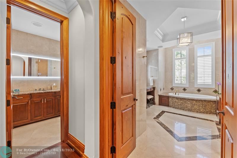 441 Royal Plaza Dr, Fort Lauderdale, Florida image 42