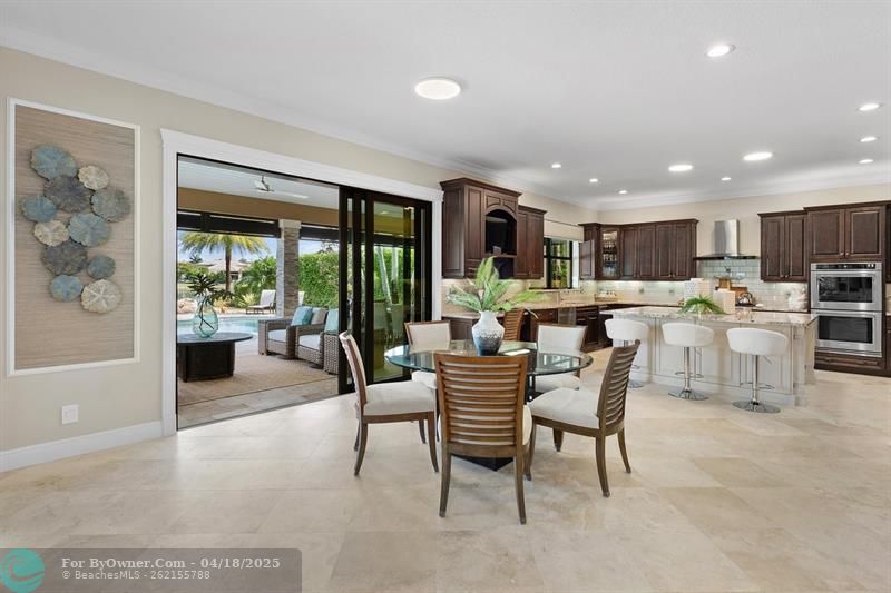 10231 Sweet Bay Ct, Parkland, Florida image 15