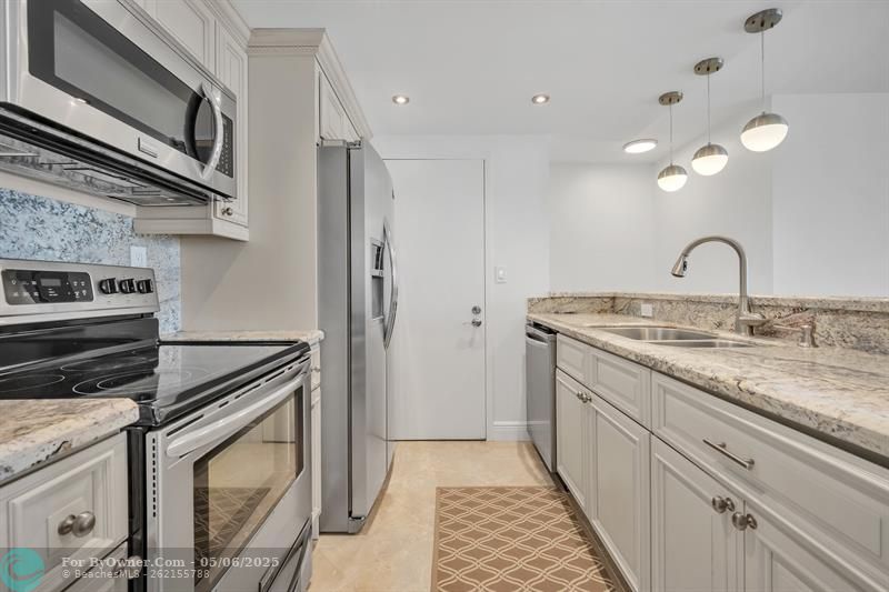720 Bayshore Dr #304, Fort Lauderdale, Florida image 4