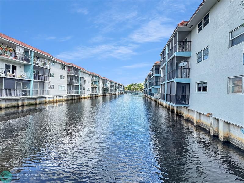 333 NW 17th Ct #103B, Fort Lauderdale, Florida image 30