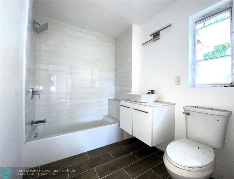 5757 Alton Rd, Miami Beach, Florida image 15