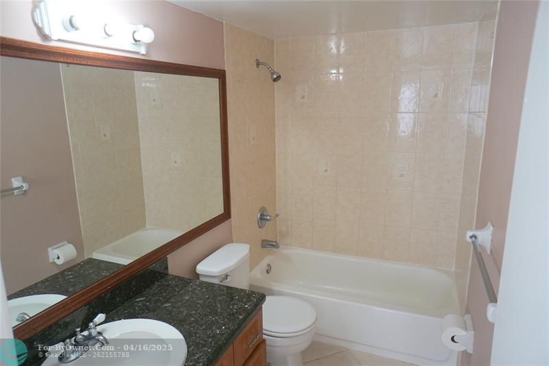 4311 Crystal Lake Dr #321, Deerfield Beach, Florida image 13