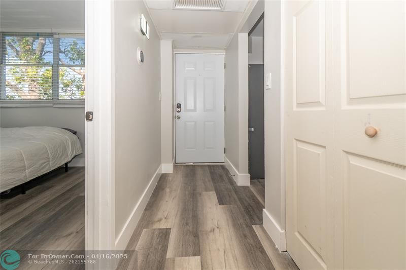 119 Royal Park Dr #4H, Oakland Park, Florida image 12