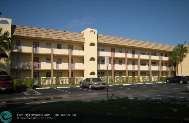 8110 Sunrise Lakes Blvd #202, Sunrise, Florida image 11