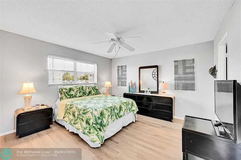 8110 Sunrise Lakes Blvd #202, Sunrise, Florida image 8