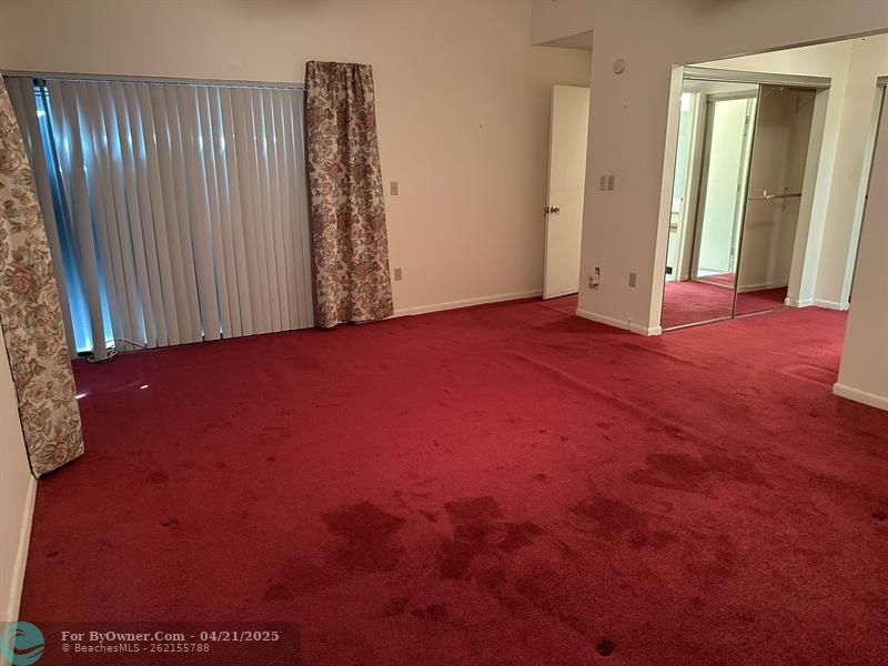 366 NE 195th St, Miami, Florida image 10