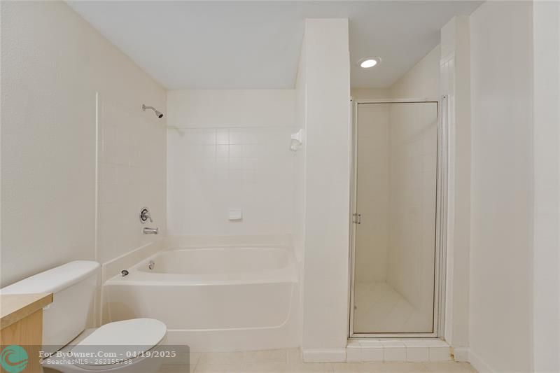533 NE 3rd Ave #506, Fort Lauderdale, Florida image 22
