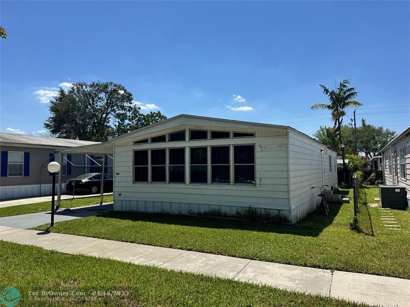 720 NW 214th Ave, Pembroke Pines, Florida image 1